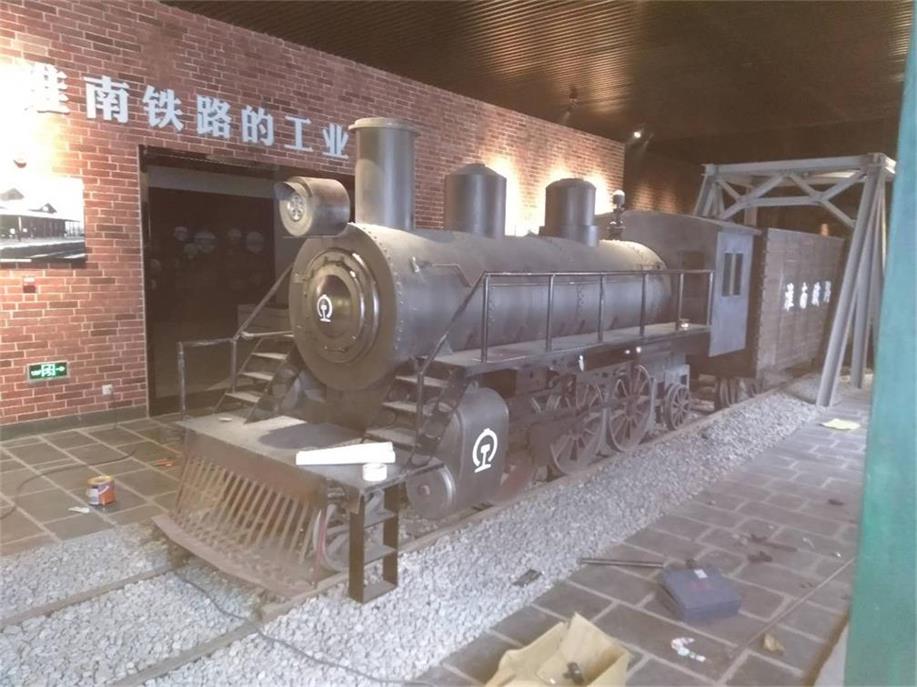 曲麻莱县蒸汽火车模型
